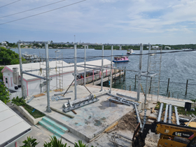 Bauhu modular home assembly in Elbow Cay, Bahamas