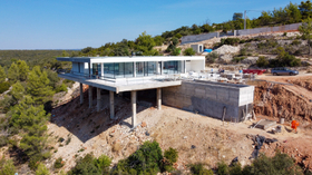 A Bauhu modular home for The Algarve