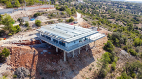 A Bauhu modular home for The Algarve
