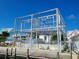 Bauhu modular home assembly in Elbow Cay, Bahamas