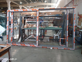 Bauhu custom designed hurricane resistant modular home build